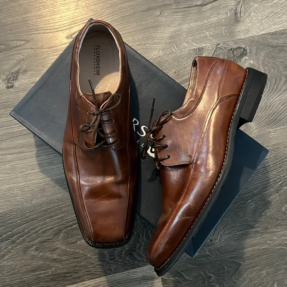 Like New Florsheim Alverson Brown Leather Dress Shoes size 11 - Picture 1 of 6